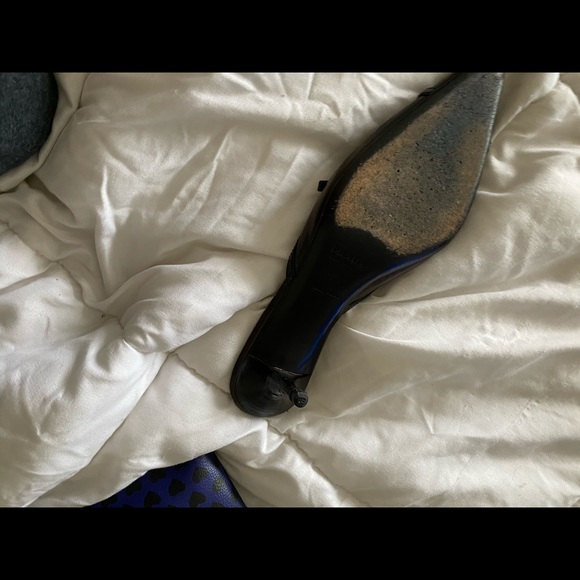 Prada pointy toe kitten heel - Picture 6 of 6